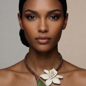 Collar Orquídea Blanca
